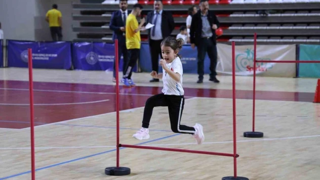 Çocuklar kadar velilerde eğlendi