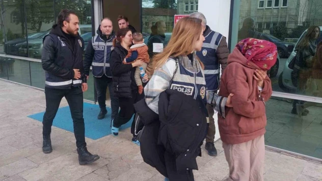Çok sayıda suç kayıtları bulunan kadın hırsızlar tutuklandı