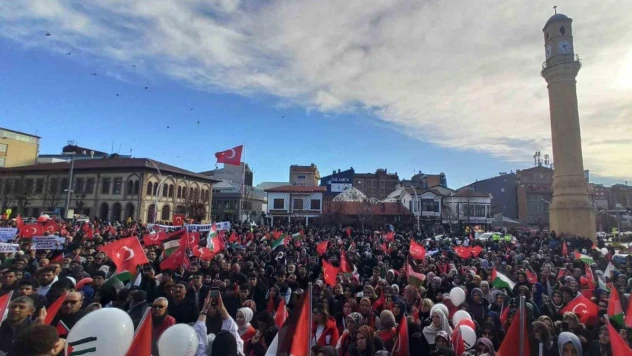Çorum'da kadınlar ve çocuklar Filistin için yürüdü