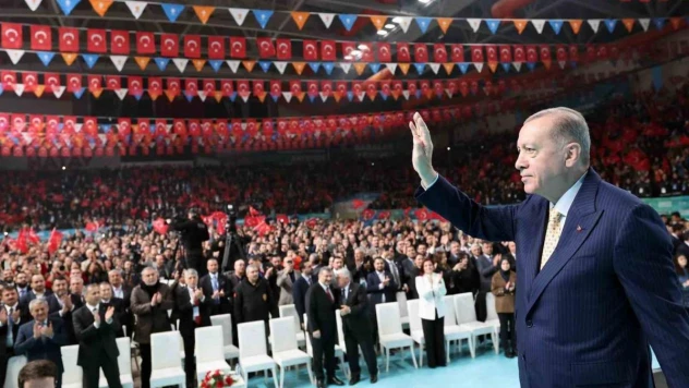 Cumhurbaşkanı Erdoğan: 'Hükümetimizin gündeminin değişmez ilk maddesi depremde yıkılan şehirlerimizin yeniden inşası ve ihyasıdır'