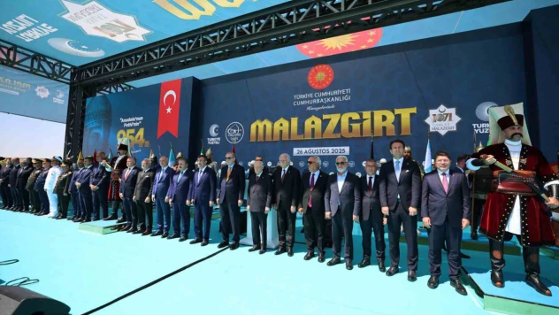 Cumhurbaşkanı Erdoğan: 'Yönünü Ankara'ya ve Şam'a dönenler kazanacak'