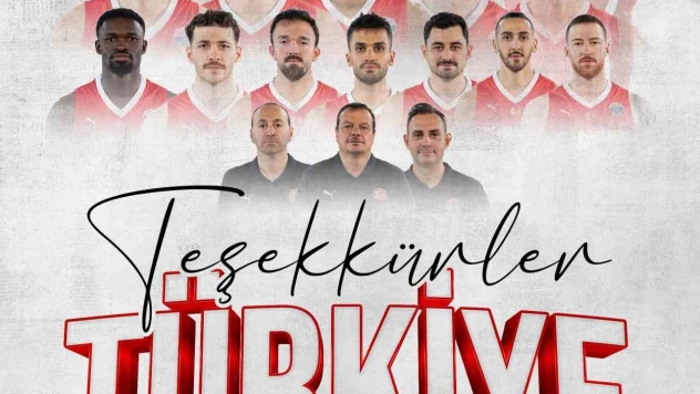 Cumhurbaşkanı Erdoğan'dan A Milli Erkek Basketbol Takımı'na tebrik