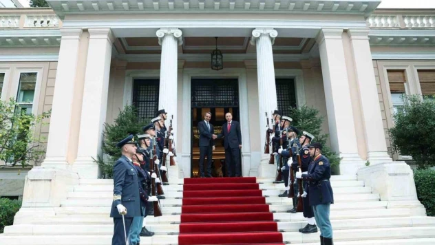 Cumhurbaşkanı Erdoğan, Yunanistan Başbakanı Miçotakis ile görüştü