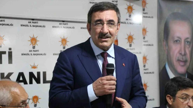 Cumhurbaşkanı Yardımcısı Yılmaz: 'Yeni yüzyıla yakışır bir şekilde milletimize ve ülkemize hizmet edeceğiz'