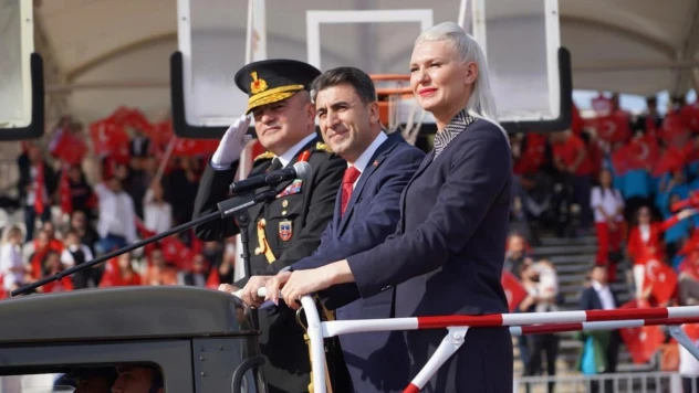 Cumhuriyetin 100.'ncü yıl coşkusu büyük bir sevinçle kutlandı