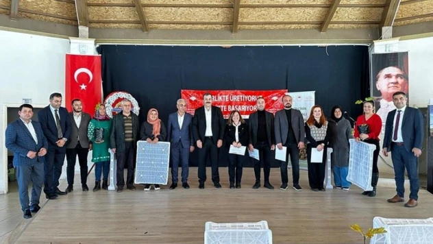 Dalaman'da incir fidanları dağıtıldı