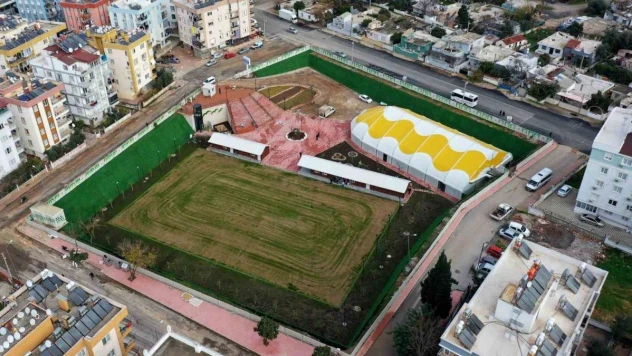 Deniz Baykal Spor Kompleksi'nin inşaatı sona yaklaşıyor