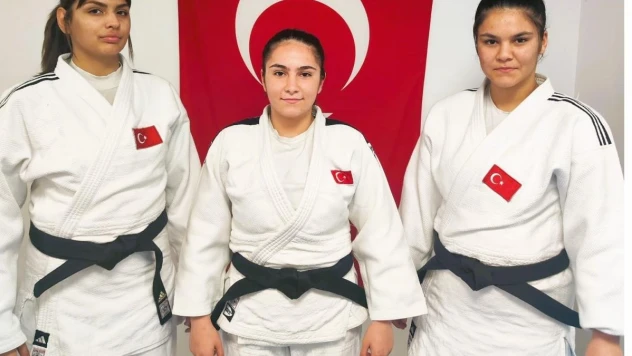 Denizli Büyükşehre milli gurur