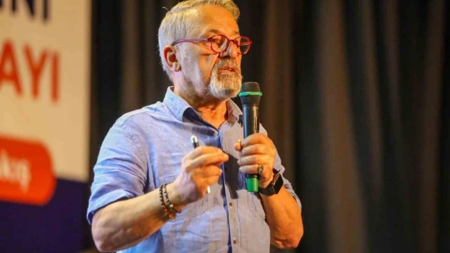 Deprem Bilimci Prof. Dr. Naci Görür, kafaları karıştırdı