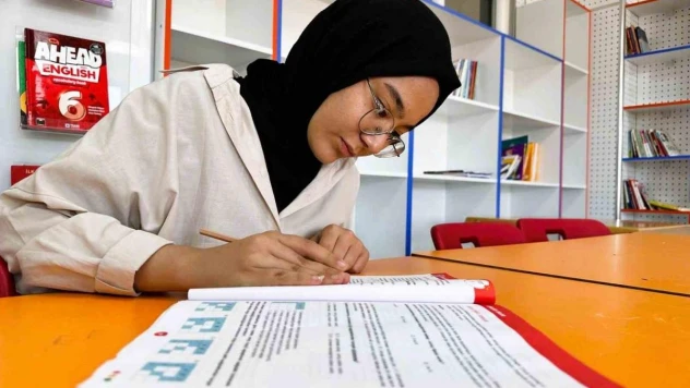 Depremzede öğrenci LGS'de Türkiye birincisi oldu