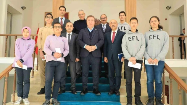 Dereceye giren öğrenciler ödüllendirildi