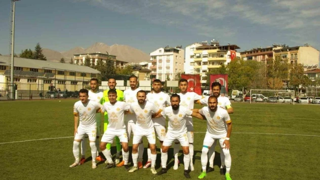 Develigücü antrenörü Erkan Demirel: 'İlk 4 takım arasında olmak istiyoruz'