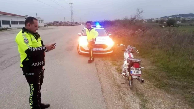 Devrilen motosikletin sürücüsü yaralandı