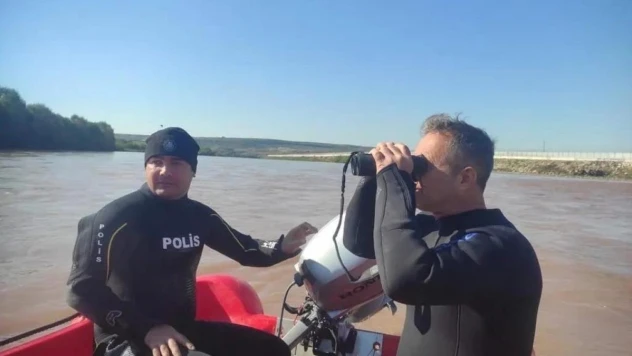 Dicle Nehri'nde 16 yaşındaki çocuğu arama çalışmaları 9'uncu gününde sürüyor