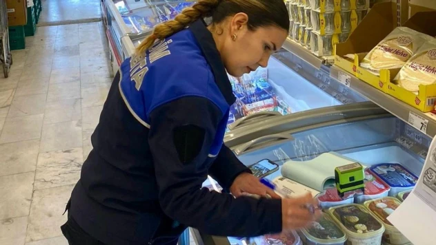 Didim'de zabıta ekipleri denetimlerini sürdürüyor