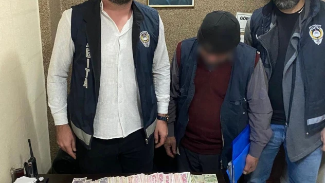 Dilencinin üzerinden 9 bin 62 lira çıktı