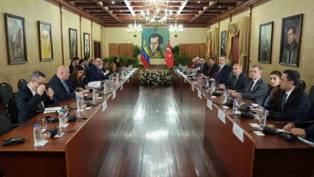 Dışişleri Bakanı Fidan, Venezuelalı mevkidaşı Gil ile görüştü