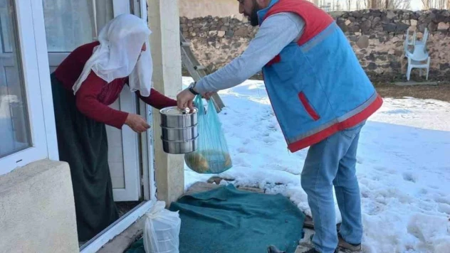 Diyadin'de iftar sofraları kapıya teslim