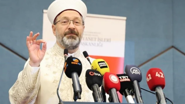 Diyanet İşleri Başkanı Erbaş: 'İnsanların en hayırlısı insana faydalı olanlardır'