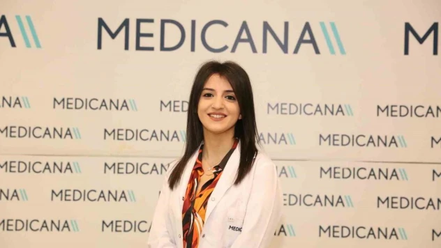 Diyetisyen Merve Sena Nazlı: 'Bitki çaylarının fazlası olumsuz etkilere sebep olabilir'