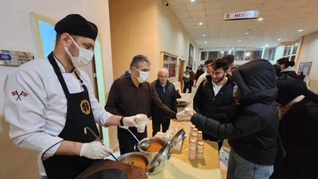 DPÜ'de öğrencilere çorba ikramı