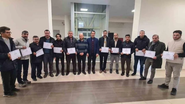 Dumlupınar'da cami görevlilerine etkili hutbe sunumu semineri