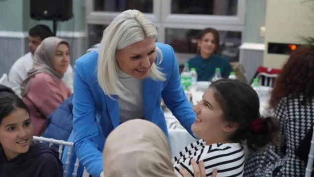 Dünya Engelliler Gününde özel bireylerle akşam yemeği düzenlendi