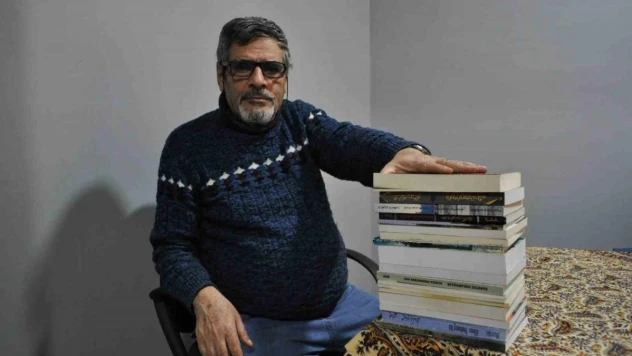 Dünyaca ünlü Türk şairi Şehriyar'ın öğrencisi sanatını Eskişehir'de devam ettiriyor