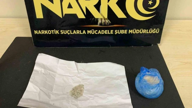 Düzce'de 2 zehir taciri tutuklandı