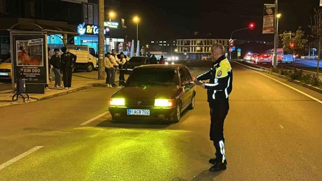 Düzce'de araçlara ışık donanımı denetimi