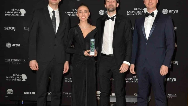 Eczacıbaşı Dynavit, 'Yılın Takımı' ödülünün sahibi oldu