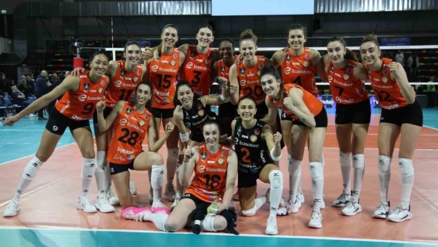 Eczacıbaşı Dynavit, Şampiyonlar Ligi'nde adını yarı finale yazdırdı