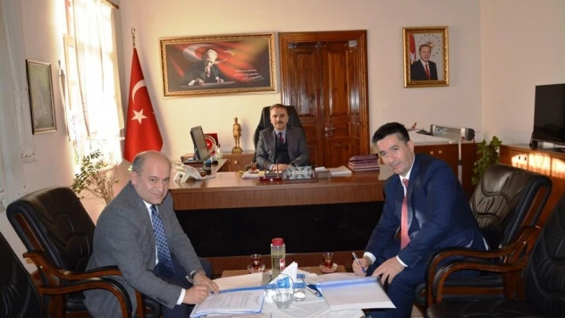 Edremit TDİOSB, seracılık yatırımlarında bölgenin üretim üssü oluyor