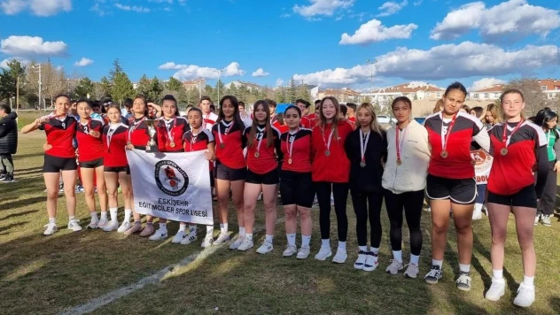 Eğitimciler Spor Lisesi okul sporlarında adını duyurmaya devam ediyor