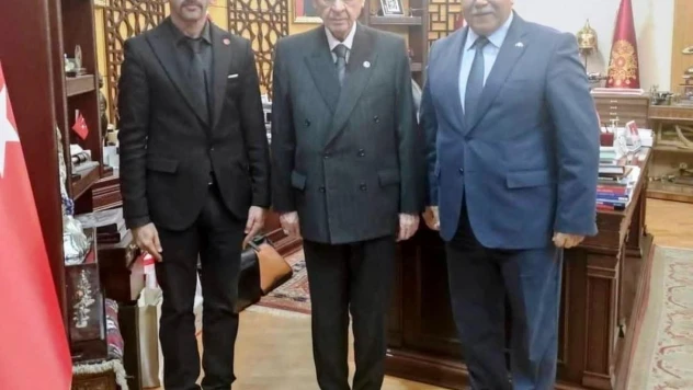 Emet'in eski Belediye Başkanı Mustafa Koca MHP'den adaylığını koydu