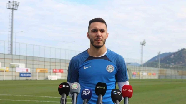 Emirhan Topçu: 'Ne olursa olsun içeride de dışarıda da sadece 3 puan için sahaya çıkacağız'