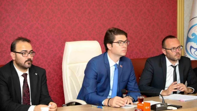 Erciş'te muhtarlar toplantısı