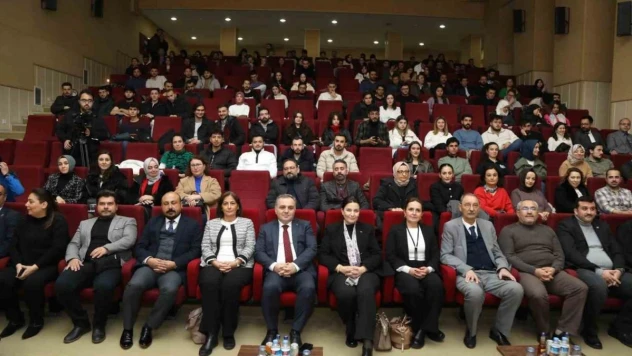 ERÜ' de 'Türkiye Yüzyılı'nda Güvenli ve Yeşil Yapılar' konulu panel düzenlendi