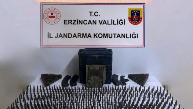 Erzincan'da bin 96 adet kaleşnikof mermisi ve 3 adet şarjör ele geçirildi