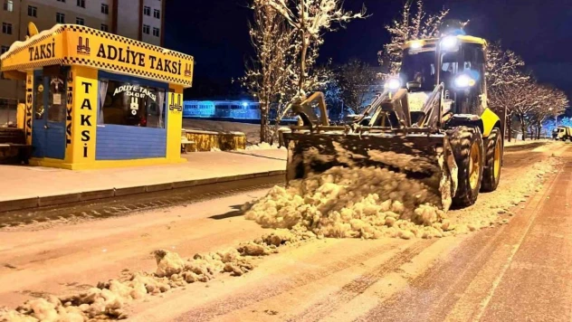 Erzurum'da 164 köyü kapalı, termometreler -13'ü gösterdi