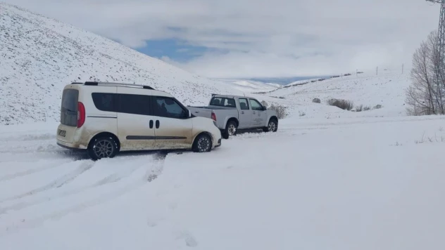 Erzurum'da kış geri geldi