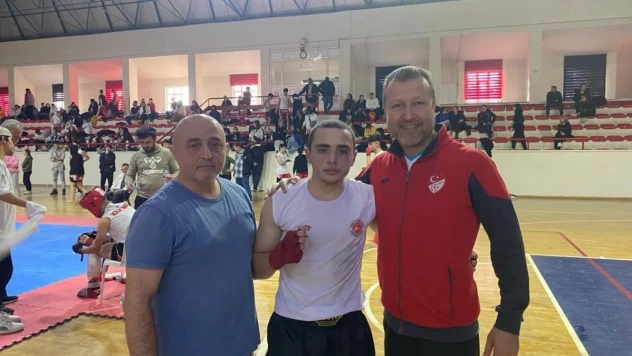 Eskişehirli kick boksçunun hedefi Türkiye Şampiyonluğu