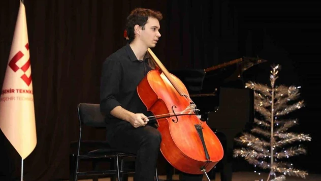 ESTÜ Ortak Dersler Bölümü'nden öğrenci konseri