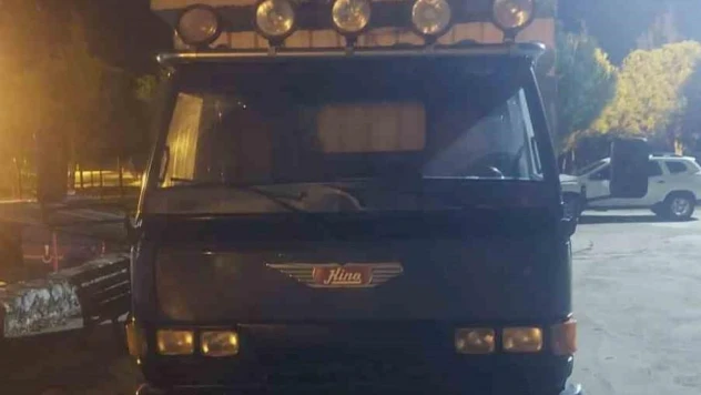 Ezine'de 30 kaçak göçmen ile 2 organizatör yakalandı