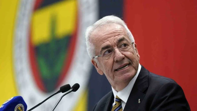 Fenerbahçe'de Erol Bilecik, görevinden istifa etti
