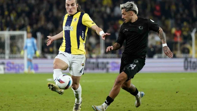 Fenerbahçe, Hatayspor'a karşı galibiyet serisini 8 maça çıkardı