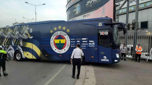 Fenerbahçe stada ulaştı