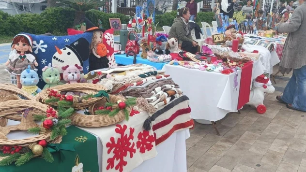 Fethiye'de yeni yıl pazarı ilgi gördü