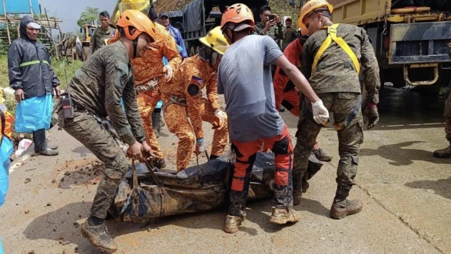 Filipinler'de toprak kayması: 7 ölü, 2 yaralı