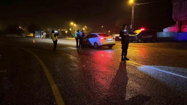 Gaziantep'te emniyet ve jandarmadan ortak uygulama: 132 şahıs yakalandı